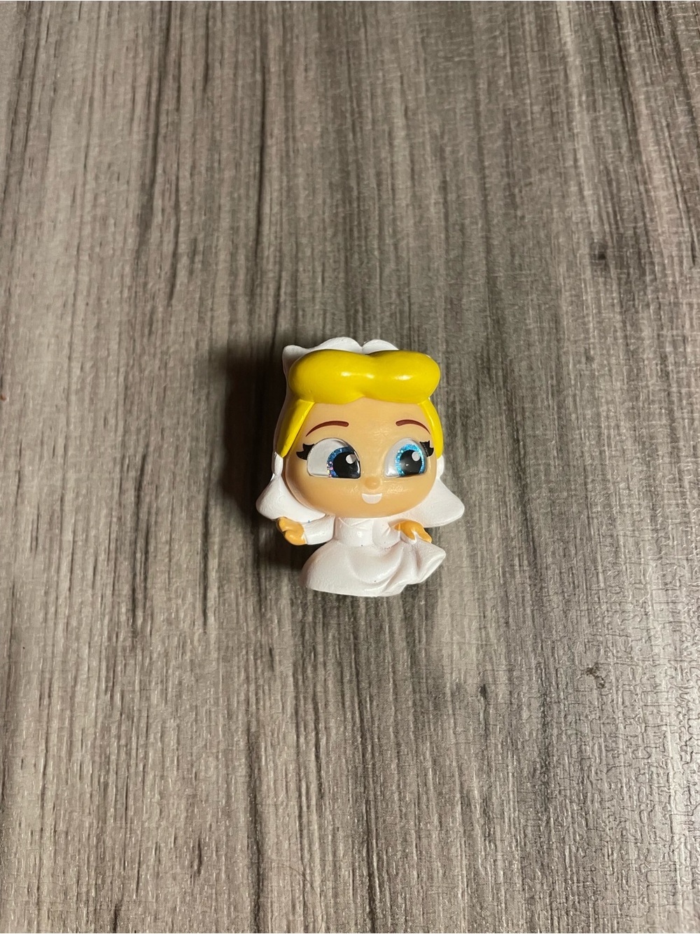 Disney Doorables Cinderella Wedding Dress Mini Figure Just Play